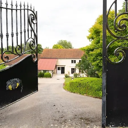 Evasion A Madeline Apartman